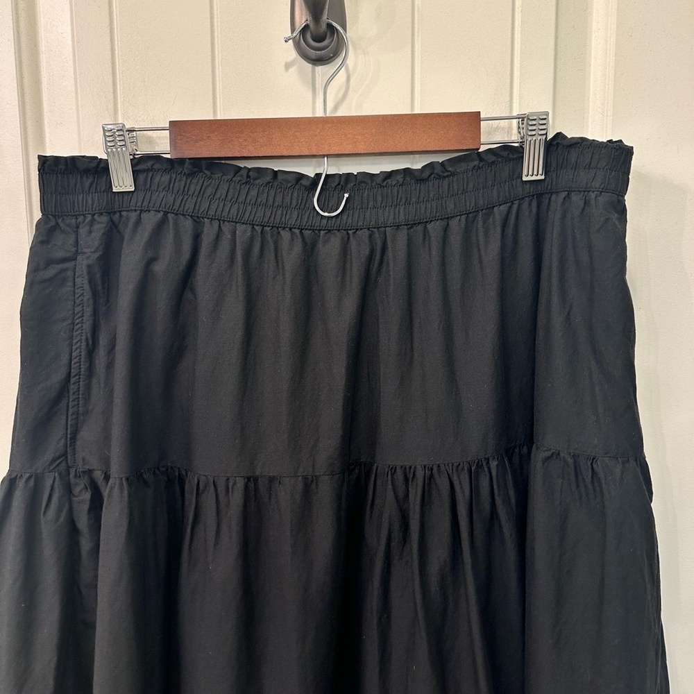 Lands' End Voile Tiered Eyelet Maxi Skirt Black XL - GUC - Picture 5 of 6